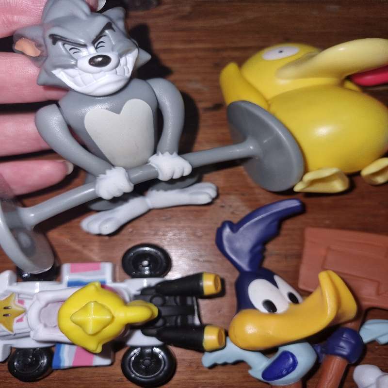 6 x MacDonald's Toys
