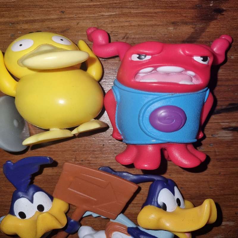 6 x MacDonald's Toys