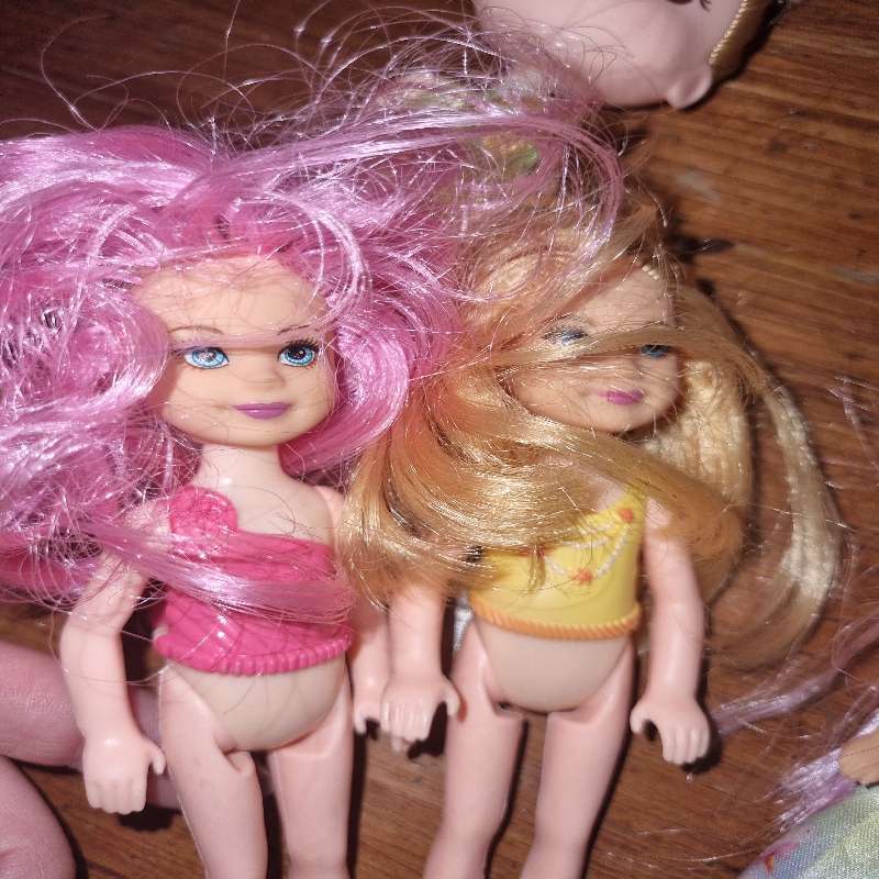 9 x Dolls, including some vintage - See photos