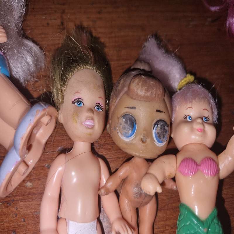 9 x Dolls, including some vintage - See photos