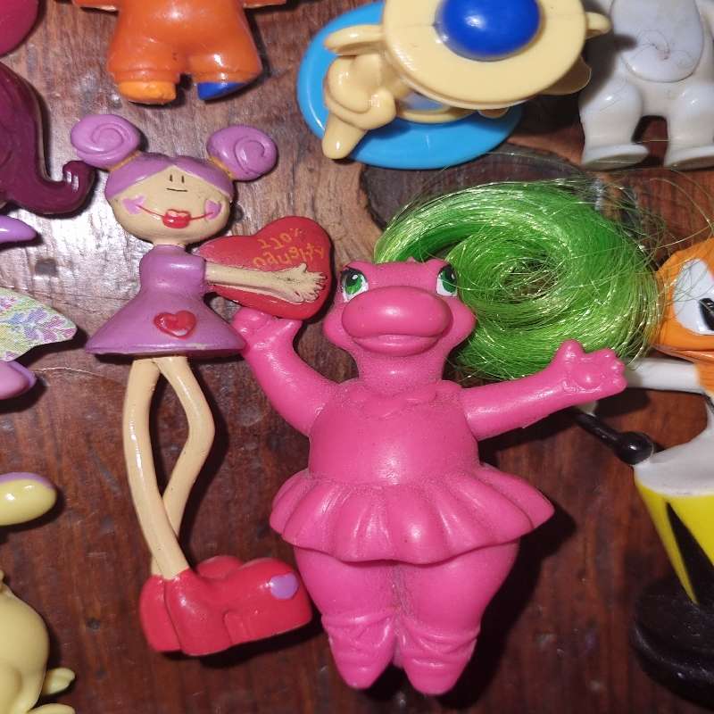 16 x Miniature Toy Figurines