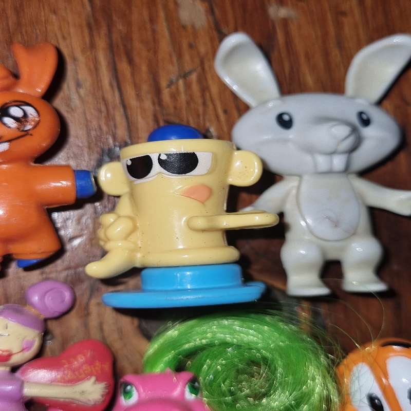 16 x Miniature Toy Figurines