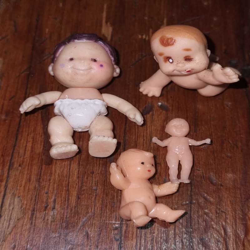 4 x Small Babies - Toys - Vintage