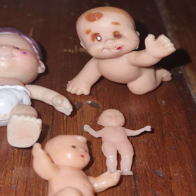 4 x Small Babies - Toys - Vintage