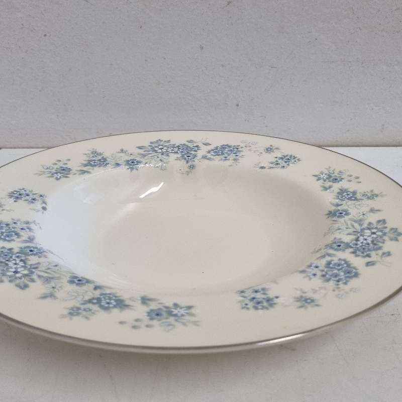 Royal Doulton Soup Dish - The Romance Collection Michelle - English Fine Bone China