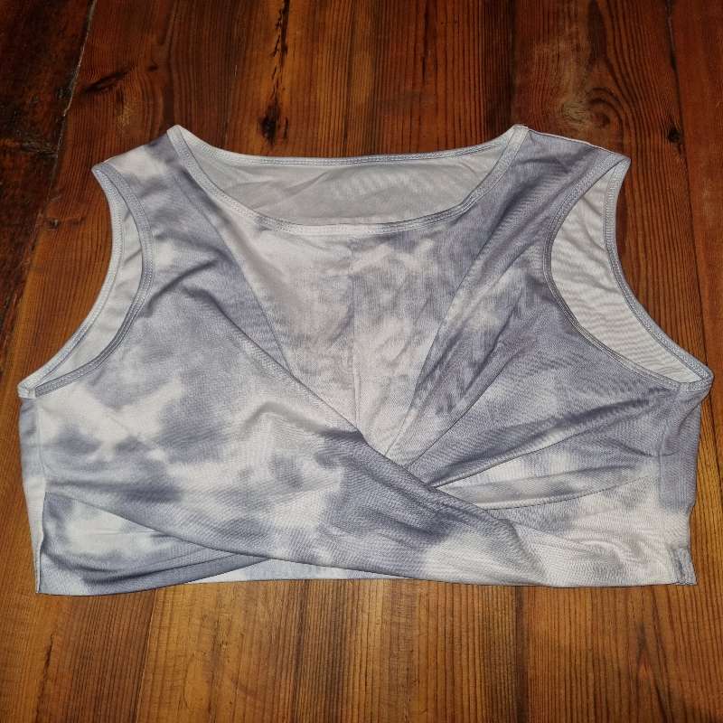 Shein Cropped fitness Top - Size M - Never worn
