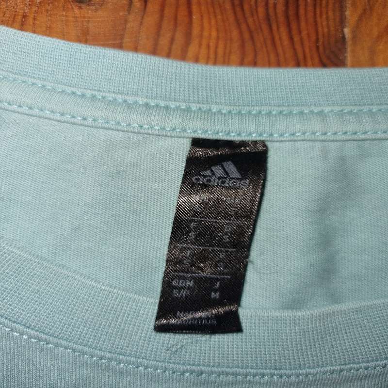 Adidas T-Shirt Size S - Minor marks under arms