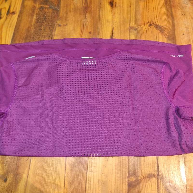 Nike Dri-Fit T-Shirt - Size M - Lovely Colour, Perfect Condition