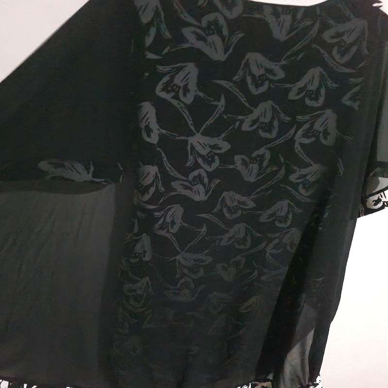 Beautiful Black and White dress with built-in cape - Size L