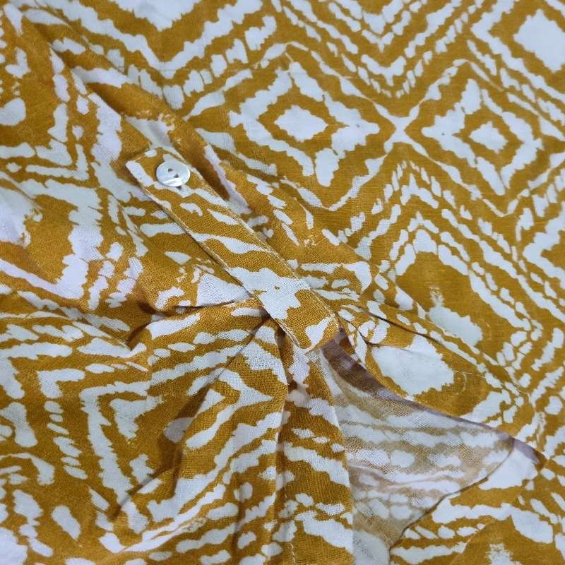 Woolworths Shirt - Size M