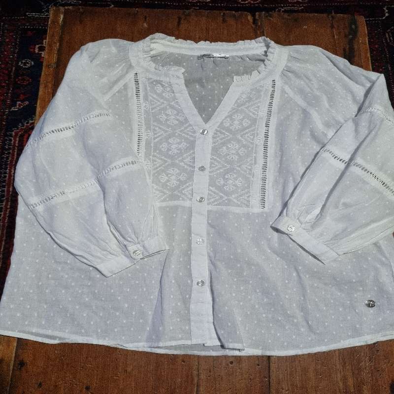 Truworths White shirt - Size 38 - 100% Cotton