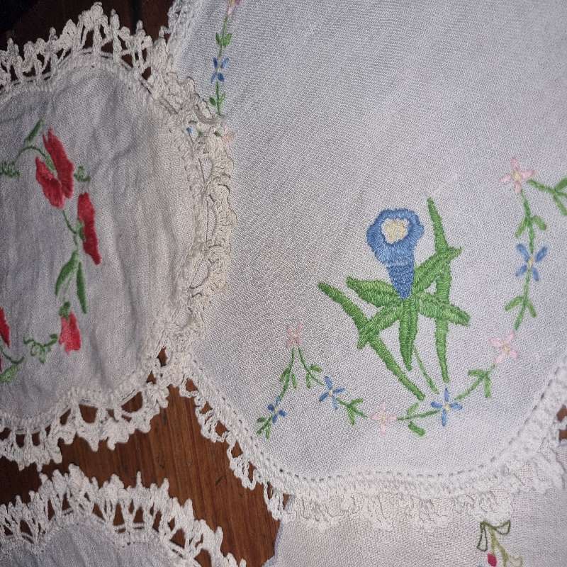 6 x Small Vintage Embroidered Doilies