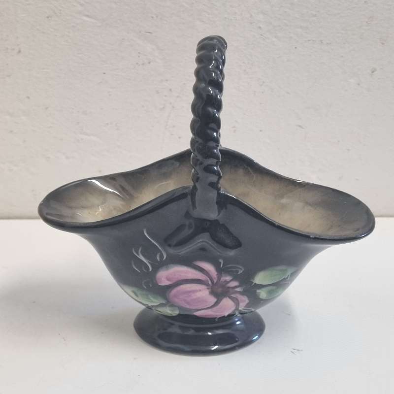 Vintage Porcelain basket - Beautiful - Height - 16cm