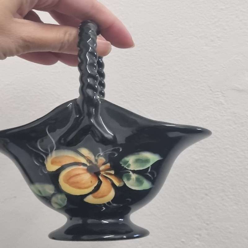 Vintage Porcelain basket - Beautiful - Height - 16cm