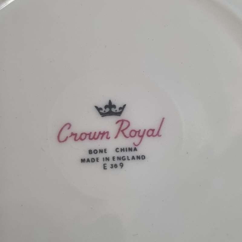 Crown Royal Bone China Small Plate - Diameter - 16cm - Made in England