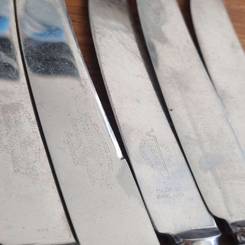 14 x Vintage Bone Handle Knives