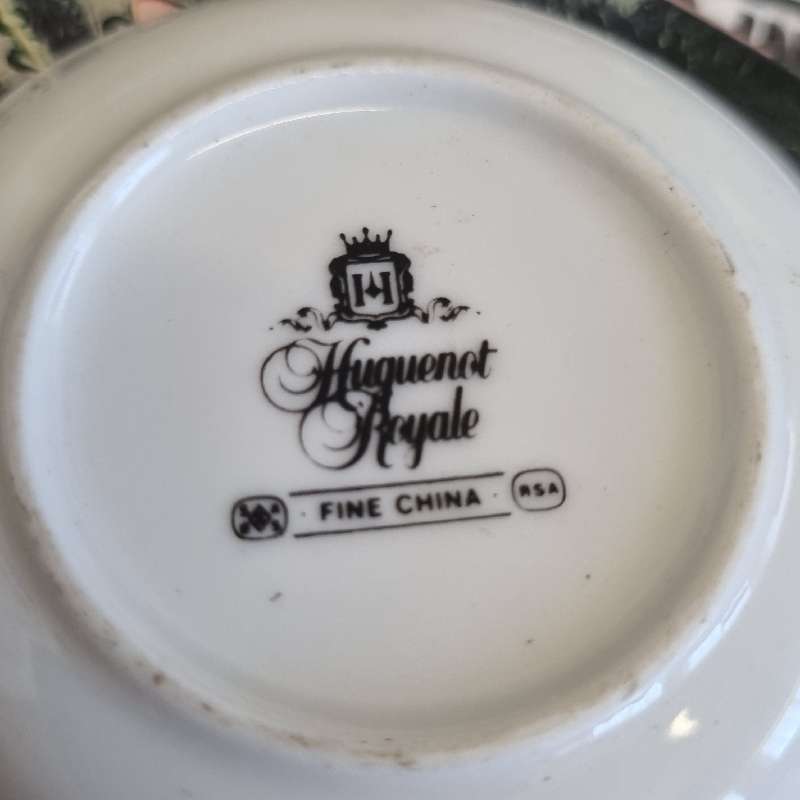 Vintage SAA pin dish / Small plate - Diameter - 8cm - Hugenot Royale Fine China