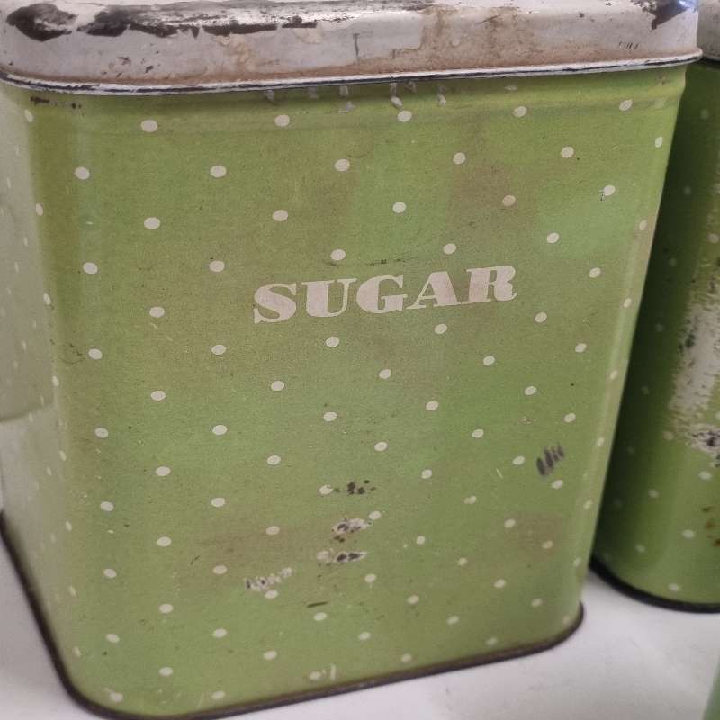 6 Piece vintage Tin set - Sugar, Coffee, Tea, etc.