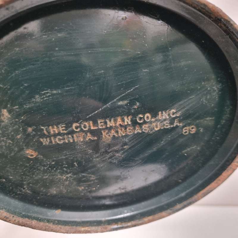 Vintage Coleman Lantern - No glass - See pictures.  What you see is what you get
