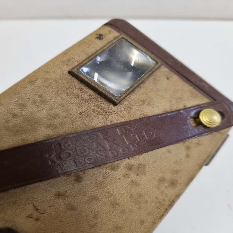 Brownie Flash IV Camera - Not Tested - See pictures