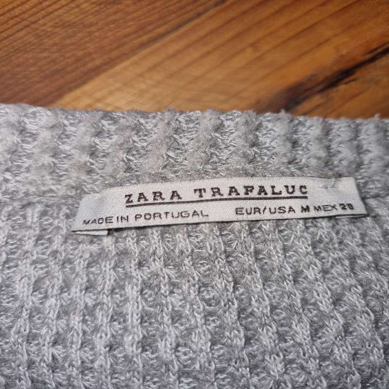 Zara Grey top - Size M