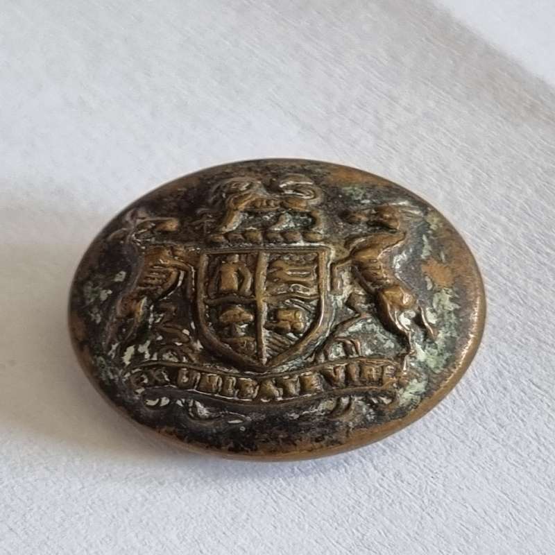 Vintage Military Button - Diameter - 1.7cm