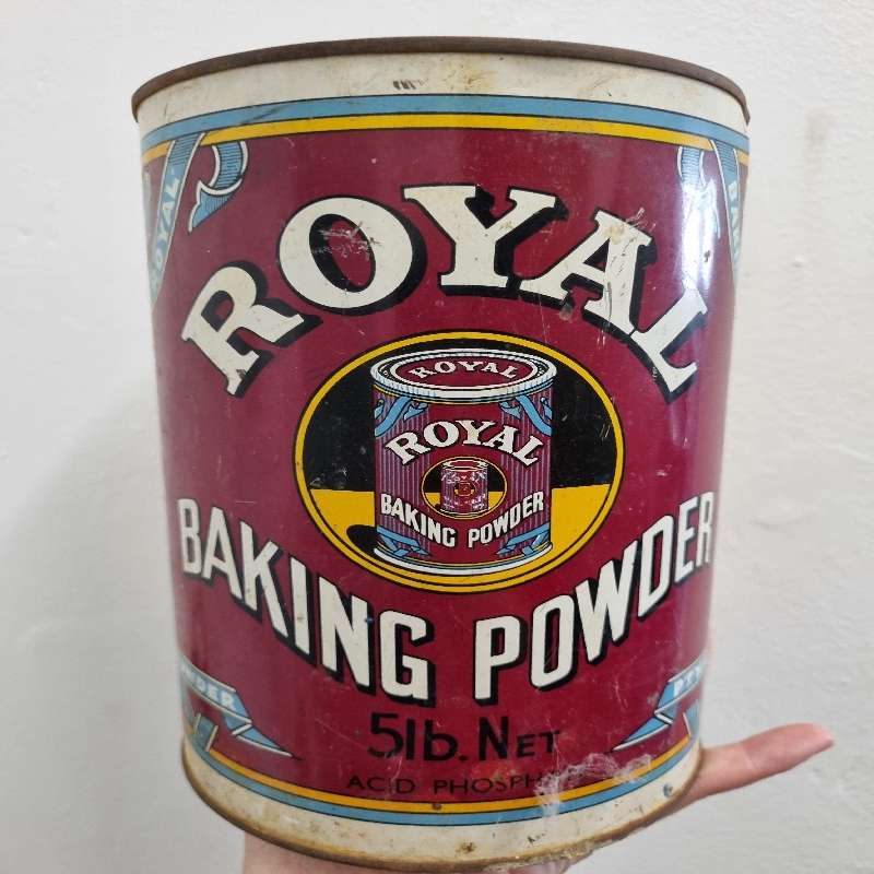Antique tin - Vintage Royal Baking Powder Tin 5lb. Net made in South Africa - Rare Find!!