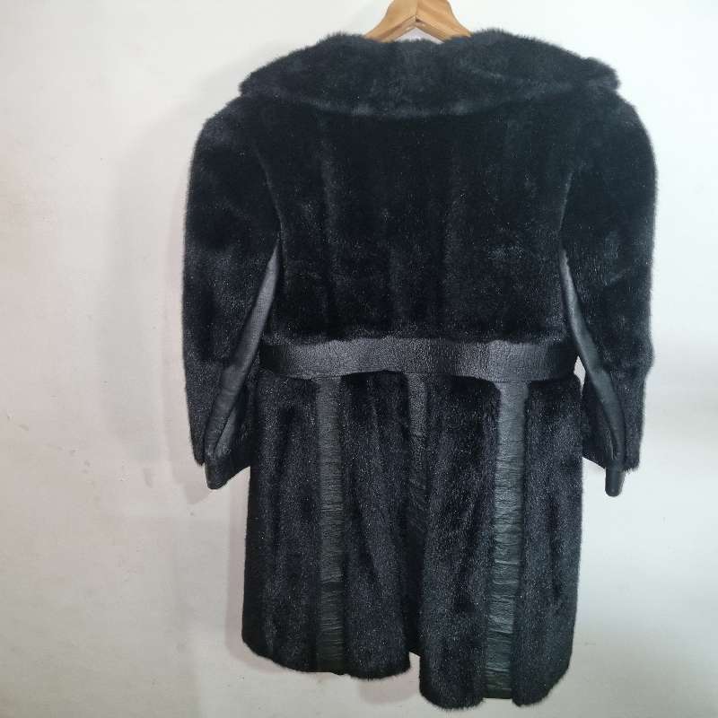 Most Beautiful Vintage Leather and fake fur panel coat - size M / 36 Perfect condition!!