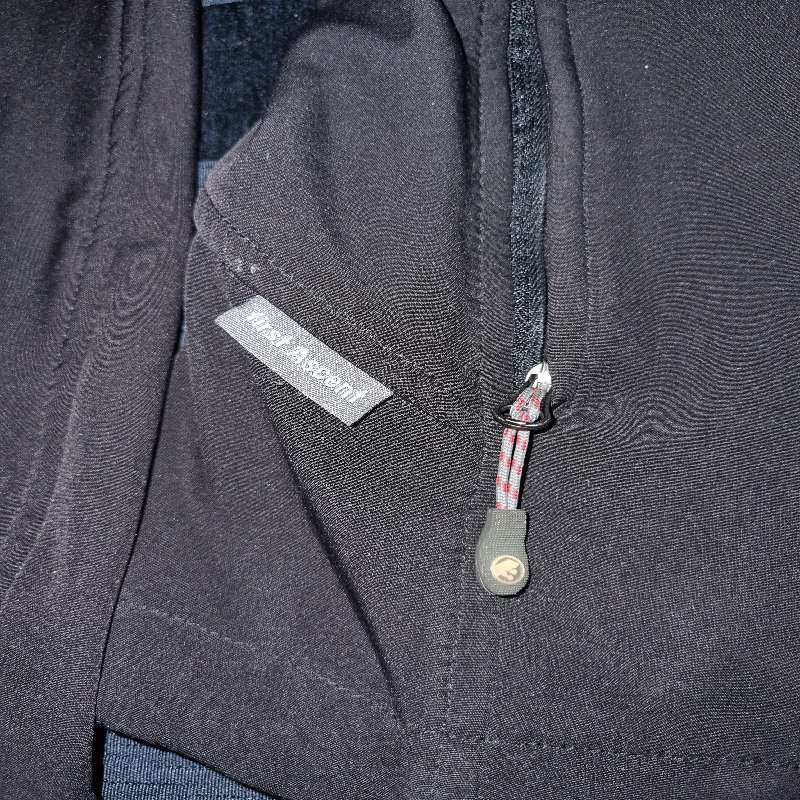 Black First Ascent warm winter jacket - Size L
