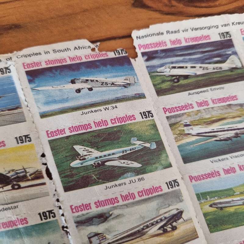 Paasseels help kreupeles / Easter stamps help cripples 1975 stamps - Airplanes