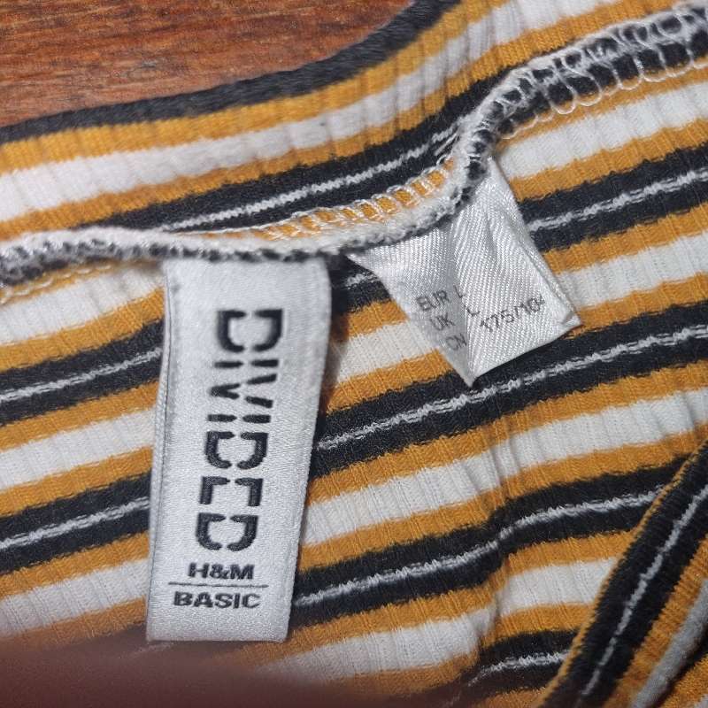 2 x Cropped T-Shirts - H&M - Size L