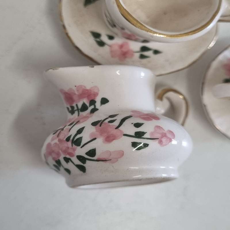 Miniature Toy set - 2 x Cups and saucers with jug