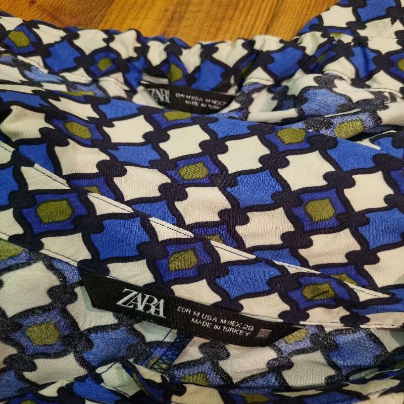 Zara 2 Piece pants and shirt set - Size M
