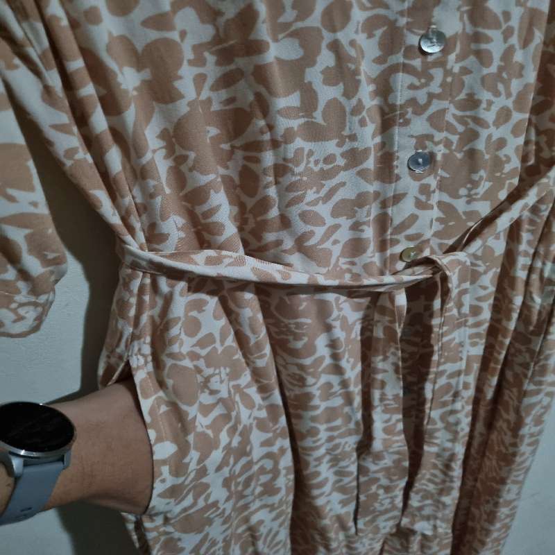 Beautiful Frock 'n Roll dress with pockets - Size XL