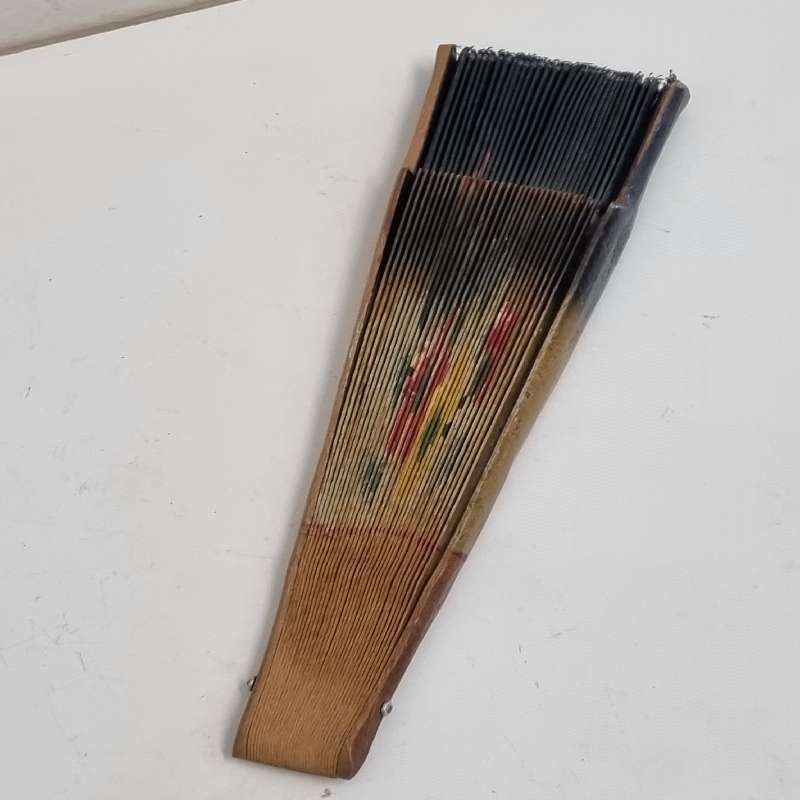 Vintage Foldable Chinese hand fan