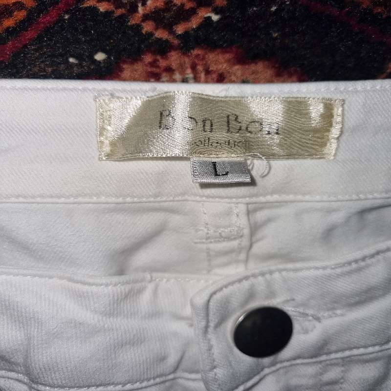 White Pants by Bon Bon Collection - Size L