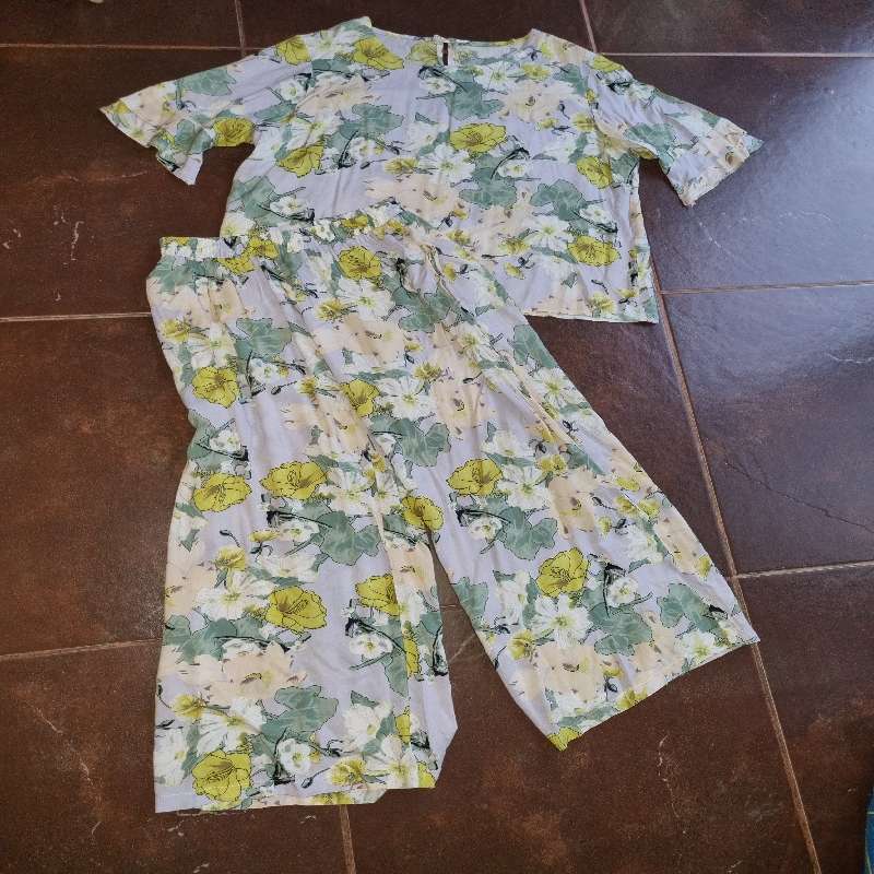 2 Piece Pant and top set by Slick - Size M
