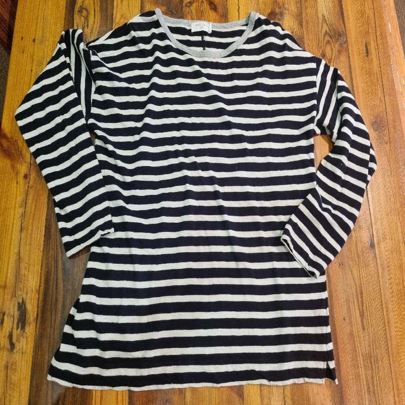 Rare Earth 100% Cotton top - Size M