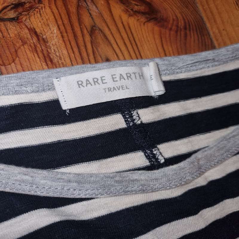Rare Earth 100% Cotton top - Size M