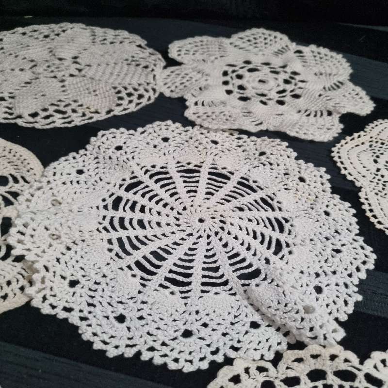 9 x Vintage Crochet Doilies