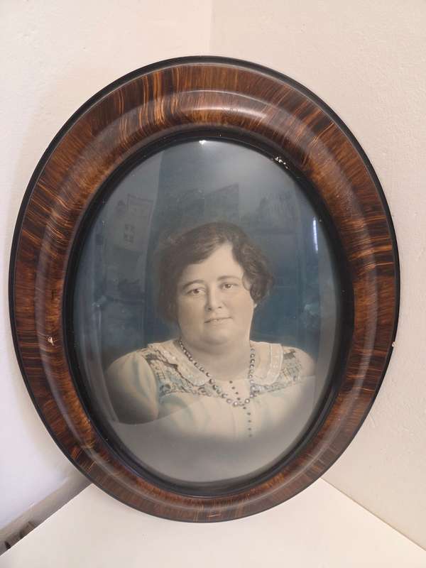Large Vintage Oval Wooden Frame with curved glass and vintage photo