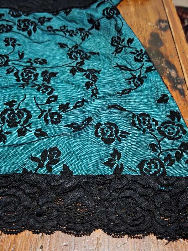 Identity Lace Top - Size 38 - Eveningwear