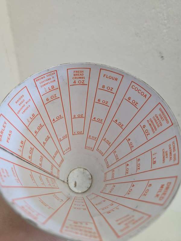 Vintage Willow Kitchen Measure - Tin