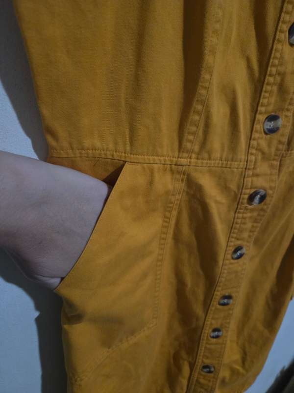 Mustard colour dress with pockets - Size 12