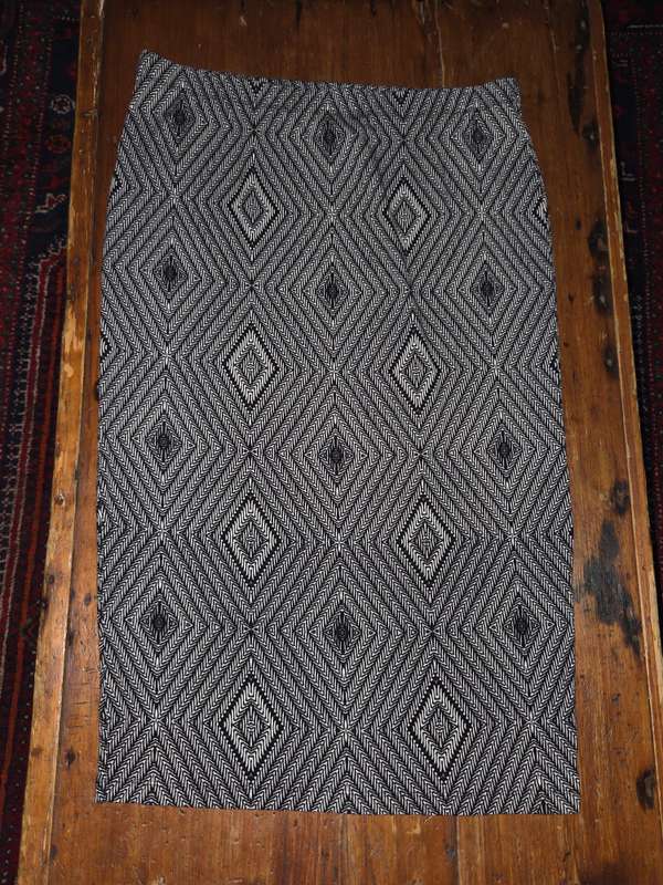 Woolworths skirt - Size M
