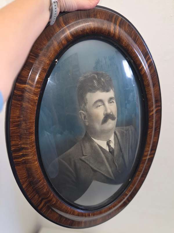 Large Vintage Oval Wooden Frame with curved glass and vintage photo