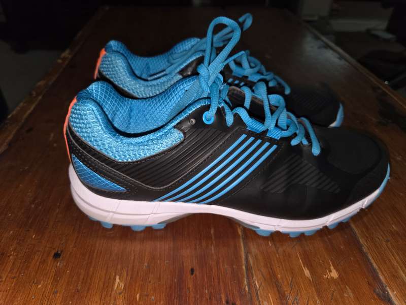 Grays Hockey Shoes - Size UK 7 Good as new