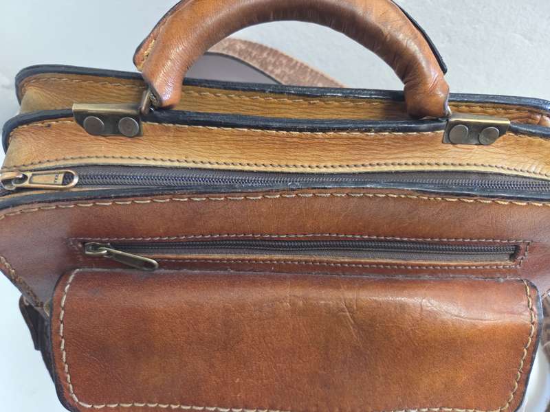 Leather Handbag - Handcrafted - Freestyle handbag - Please note that it is well used - See pics