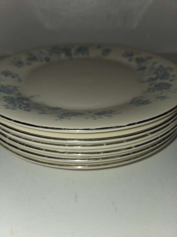 6 x Royal Doulton Side plates - The Romance Collection - Michelle - Just Beautiful - Diameter - 20cm