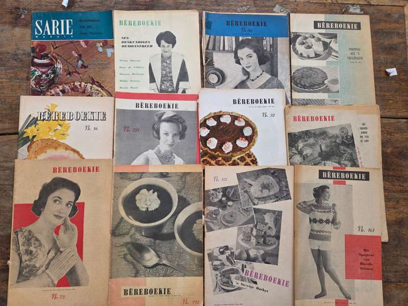 12 x Vintage Sarie Bêreboekies - Vol resepte, patrone en idees - 1950's en 1960's